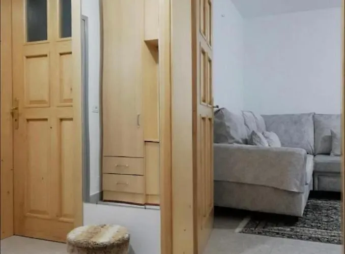 Apartamento Romance Tirana