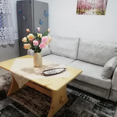 Apartamento Romance Tirana